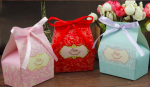 Box: Coloured Paper Gift in red, blue, purple or pink